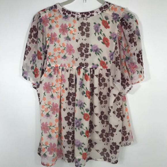 Lucky Brand Floral Short Sleeve Top Size Medium - Picture 7 of 7